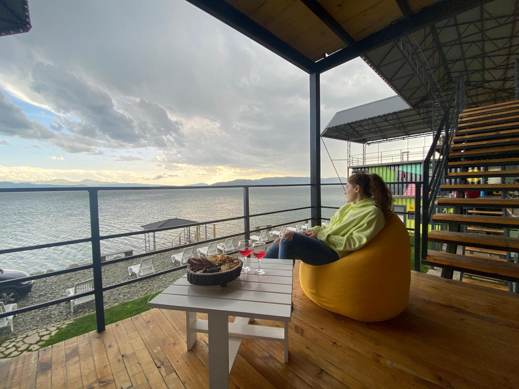 Altitude 1900 Dive Resort - Sevan Lake Chambarak Екстер'єр фото