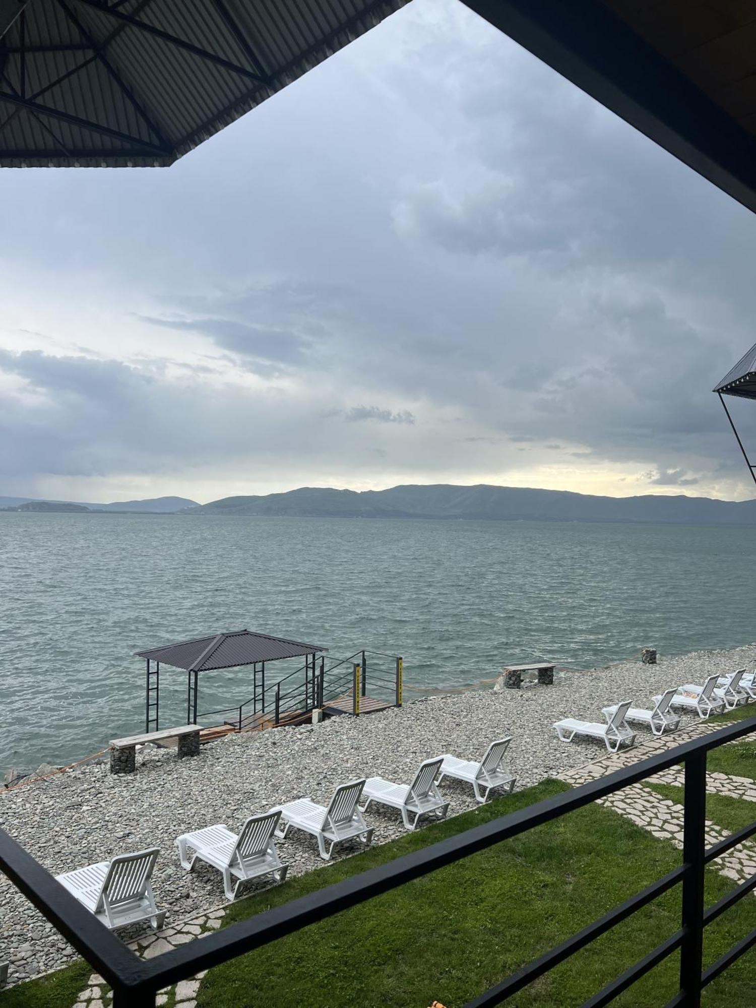 Altitude 1900 Dive Resort - Sevan Lake Chambarak Екстер'єр фото
